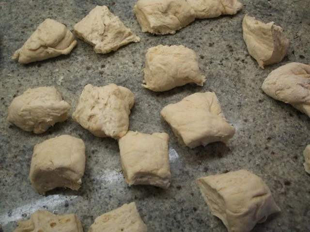 Rezept: Brot/Brötchen: Sonntagsbrötchen Bild Nr. 3 Brot/Brötchen: Sonntagsbrötchen - Rezept - Bild Nr. 3