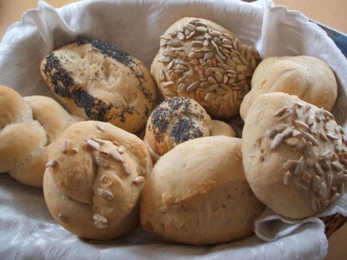 Brot/Brötchen: Sonntagsbrötchen - Rezept