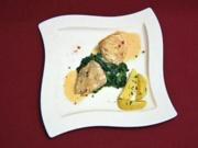 Steinbuttfilet in Prosecco-Sahnesoße auf Spinat mit Salzkartoffeln (Jay Khan) - Rezept