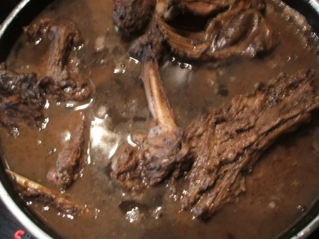 Wild: Reh-Soße  für das Rezept Reh-Ragout und Rehfleischküchle - Rezept - Bild Nr. 2