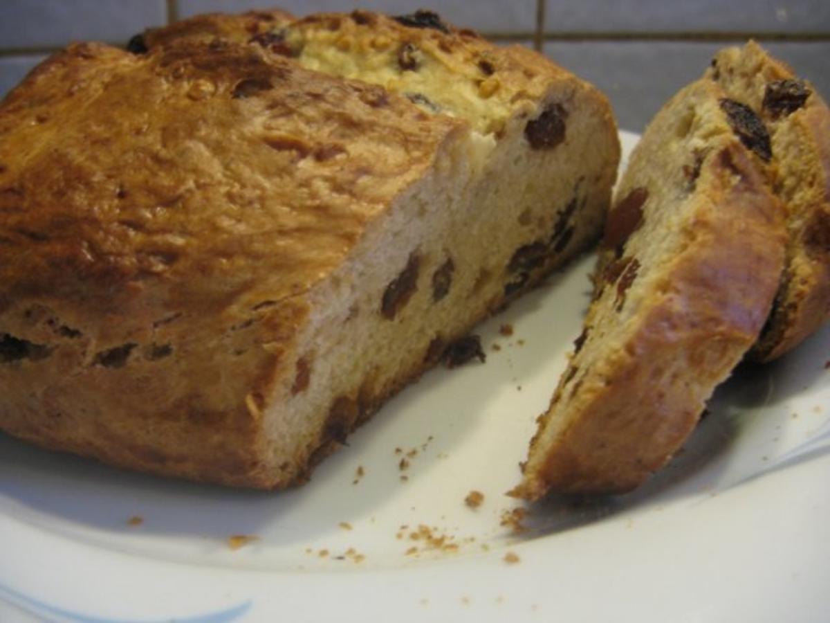 Bilder für Osterbrot mit Hefeteig und Mehl - Rezept