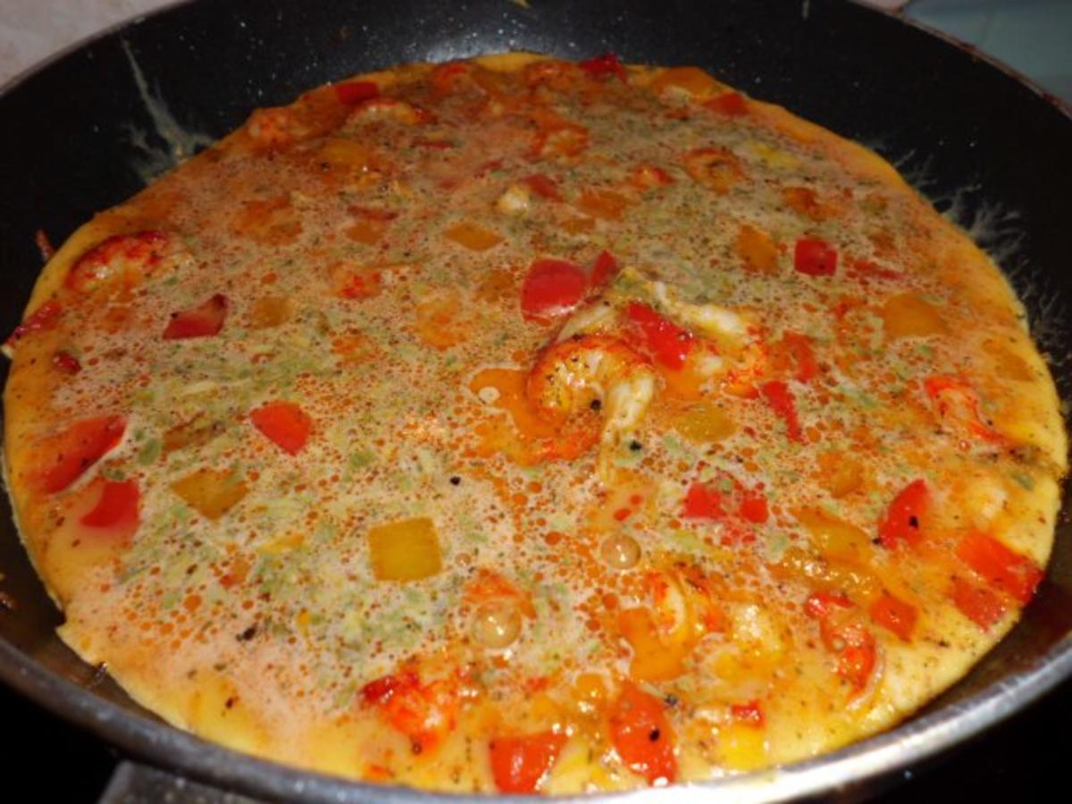 Pfannengericht: Omlette mit Paprika und Flusskrebsschwänzen - Rezept - Bild Nr. 4
