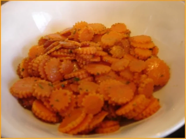 Karamellisierte Möhrenblüten - Rezept