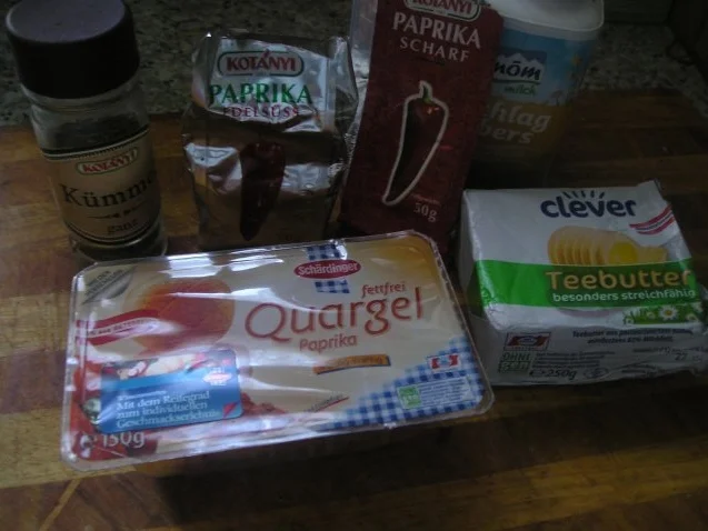 Rezept: Quargelaufstrich Bild Nr. 2 Quargelaufstrich - Rezept - Bild Nr. 2