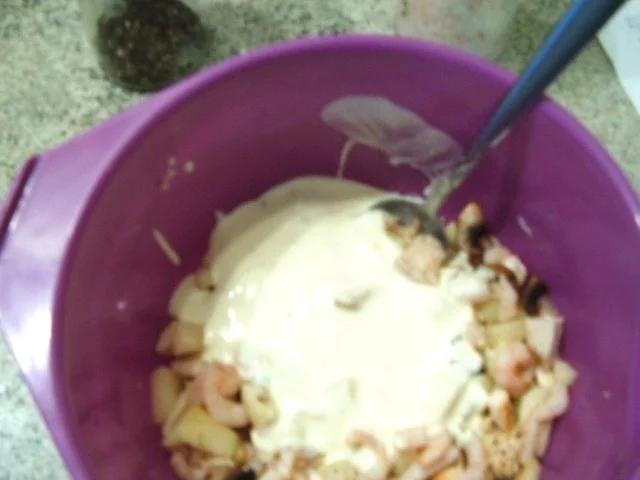 Rezept: Hänchen-Garnelen-Salat Bild Nr. 7 Hänchen-Garnelen-Salat - Rezept - Bild Nr. 7