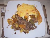 Hackfleisch-Gemüseauflauf (oder Lieblingsessen unseres Sohnes) - Rezept