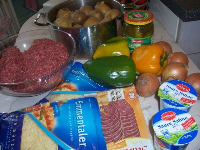 Rezept: Hackfleisch-Gemüseauflauf (oder Lieblingsessen unseres Sohnes) Bild Nr. 2 Hackfleisch-Gemüseauflauf (oder Lieblingsessen unseres Sohnes) - Rezept - Bild Nr. 2