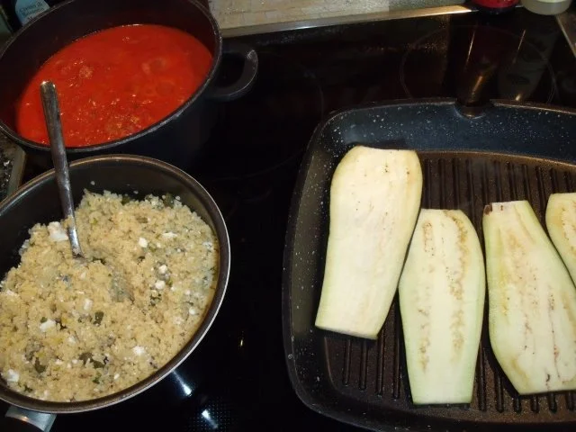 Rezept: Griechische Auberginen-Bulgur-Röllchen Bild Nr. 2 Griechische Auberginen-Bulgur-Röllchen - Rezept - Bild Nr. 2