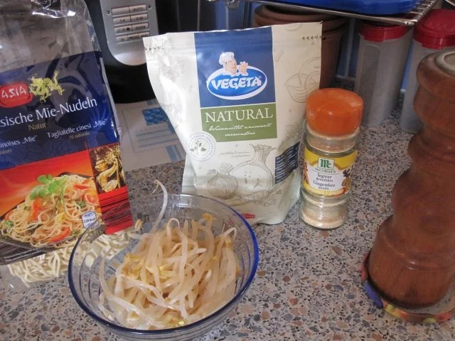 Bratnudeln auf Chinesische Art - Rezept - Bild Nr. 2