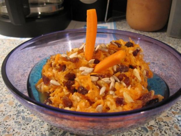 Karotten-Apfel-Rohkost - Rezept mit Bild - kochbar.de