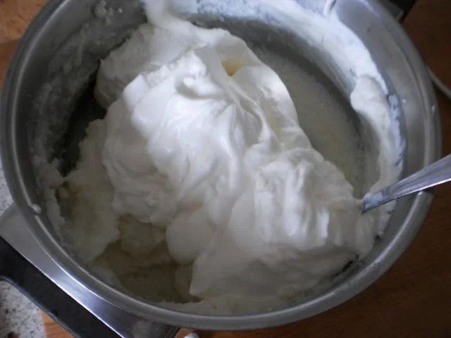 Rezept: Grieß-Sahne-Creme mit marinierten Aprikosen Bild Nr. 4 Grieß-Sahne-Creme mit marinierten Aprikosen - Rezept - Bild Nr. 4