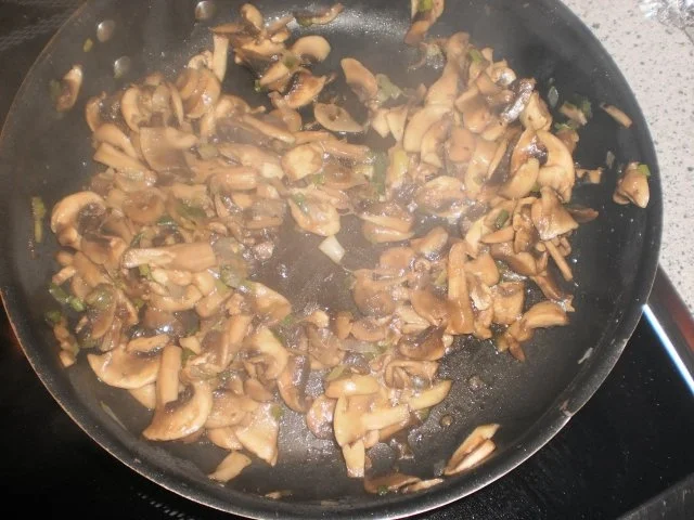 Eierfrikassee mit Champignonpüree - Rezept - Bild Nr. 8