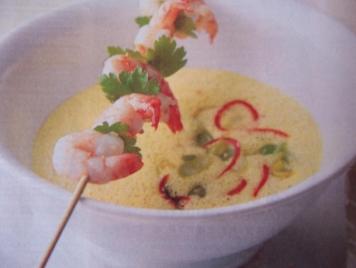 Curry-Kokos-Suppe mit Shrimps - Rezept
