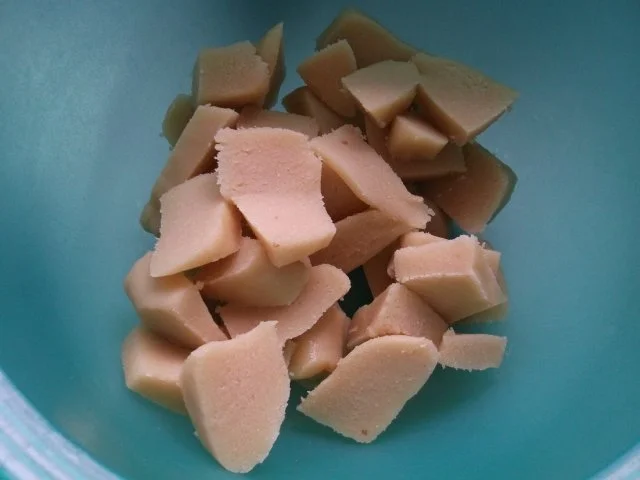 Rezept: Schoko-Knusper-Kugeln Bild Nr. 3 Schoko-Knusper-Kugeln - Rezept - Bild Nr. 3