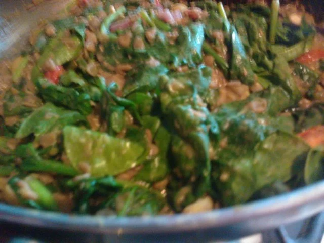 Spinat gebraten nach katalanischer Art - Rezept - Bild Nr. 3