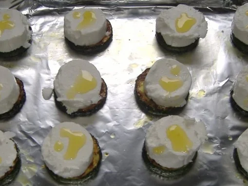 Rezept: Frühlingssalat mit Ziegenkäsetaler Bild Nr. 2 Frühlingssalat mit Ziegenkäsetaler - Rezept - Bild Nr. 2