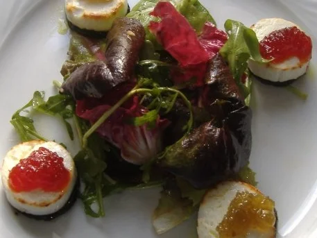 Rezept: Frühlingssalat mit Ziegenkäsetaler Bild Nr. 3 Frühlingssalat mit Ziegenkäsetaler - Rezept - Bild Nr. 3