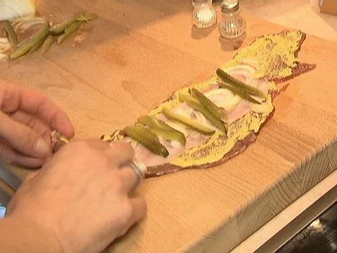 Rezept: Low Fat Roulade mit Rotkohl und Kartoffeln Bild Nr. 2 Low Fat Roulade mit Rotkohl und Kartoffeln - Rezept - Bild Nr. 2