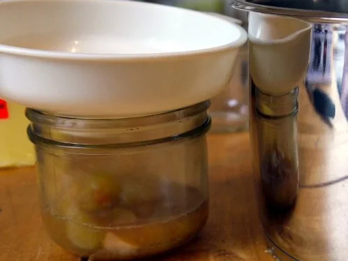 Tonkacreme auf Rhabarberkompott - Rezept - Bild Nr. 5