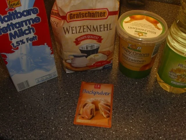 Weissbrot ohne Hefe mit Röstzwiebeln - Rezept - Bild Nr. 2