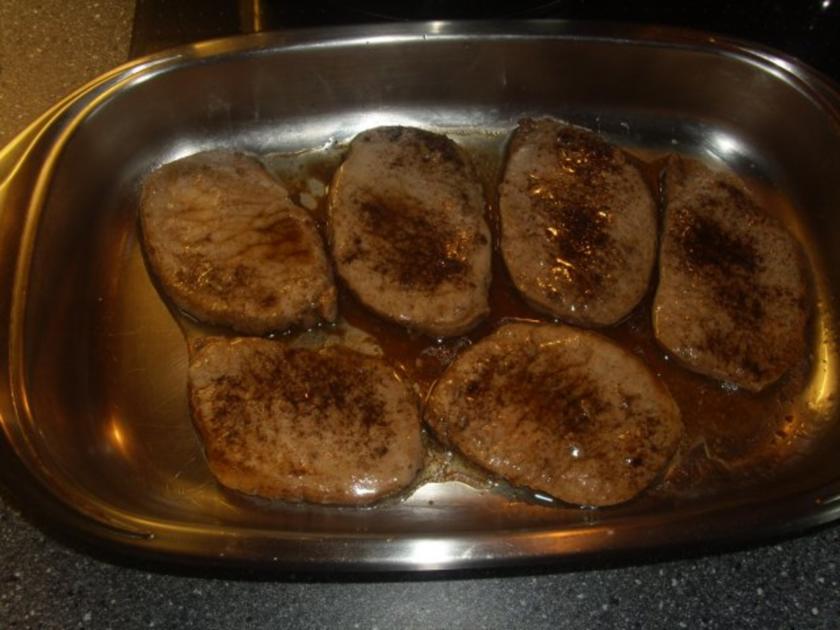 Minutensteaks mit Schmelzkäse überbacken - einfach - von Hoenowbear