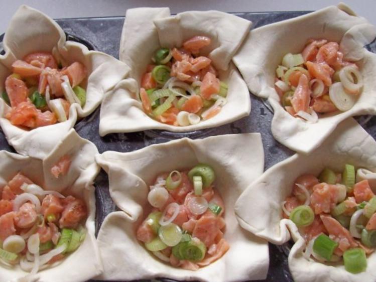 Vorspeise: Blätterteig Lachstörtchen - einfach - 185 kcal/100g