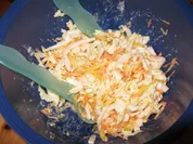 Chinakohlsalat mit Apfeljoghurtsauce - Rezept