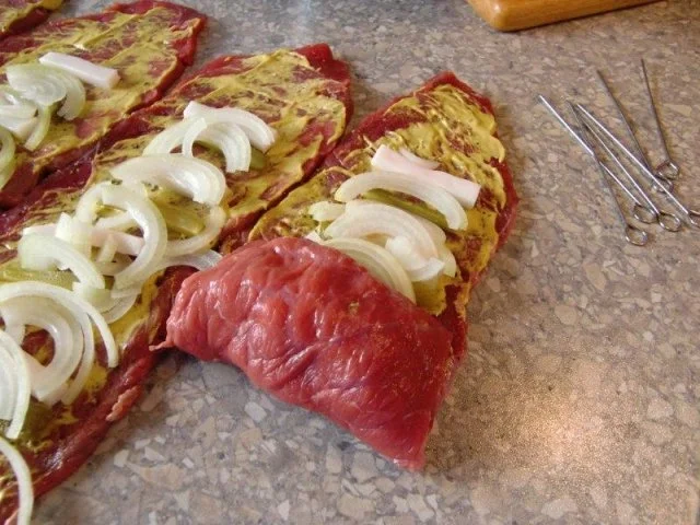 Rezept: Rinderroulade à la Mama Bild Nr. 8 Rinderroulade à la Mama - Rezept - Bild Nr. 8
