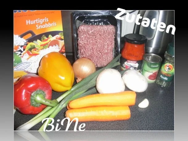 Rezept: BiNe` S PAPRIKA - BOLOGNESE - AUFLAUF Bild Nr. 2 BiNe` S PAPRIKA - BOLOGNESE - AUFLAUF - Rezept - Bild Nr. 2