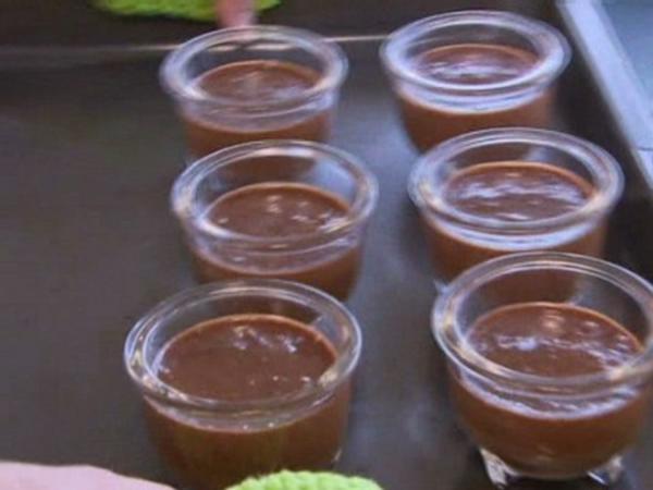 Flüssiger Schokoladenkuchen - Rezept mit Bild - kochbar.de Flüssiger Schokoladenkuchen - Rezept mit Bild - kochbar.de