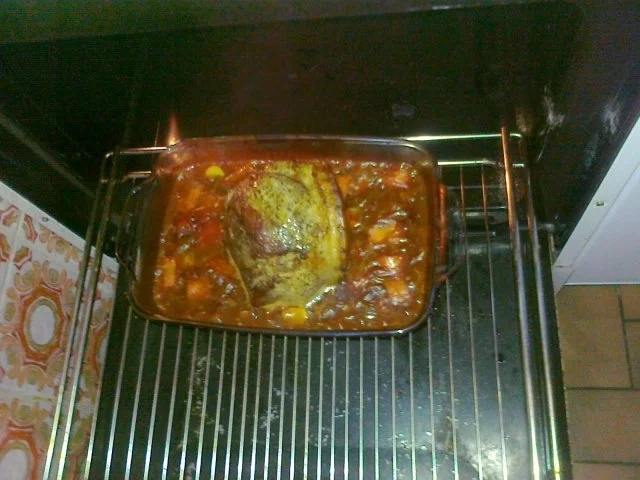 Rezept: Schweinebraten auf einem Gemüse Bett in Biersoße Bild Nr. 13 Schweinebraten auf einem Gemüse Bett in Biersoße - Rezept - Bild Nr. 13