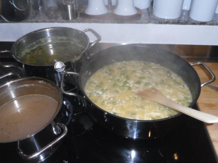 Spargelrisotto leckeres Risotto ohne Alkohol mit gründem Spargel ...