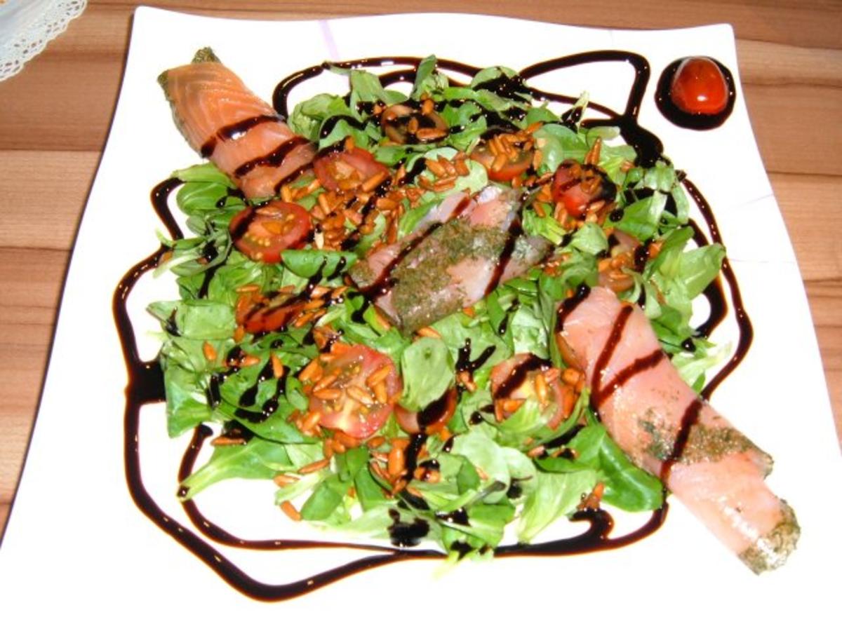 Salat: Feldsalat mit Lachs - Rezept - Bild Nr. 3