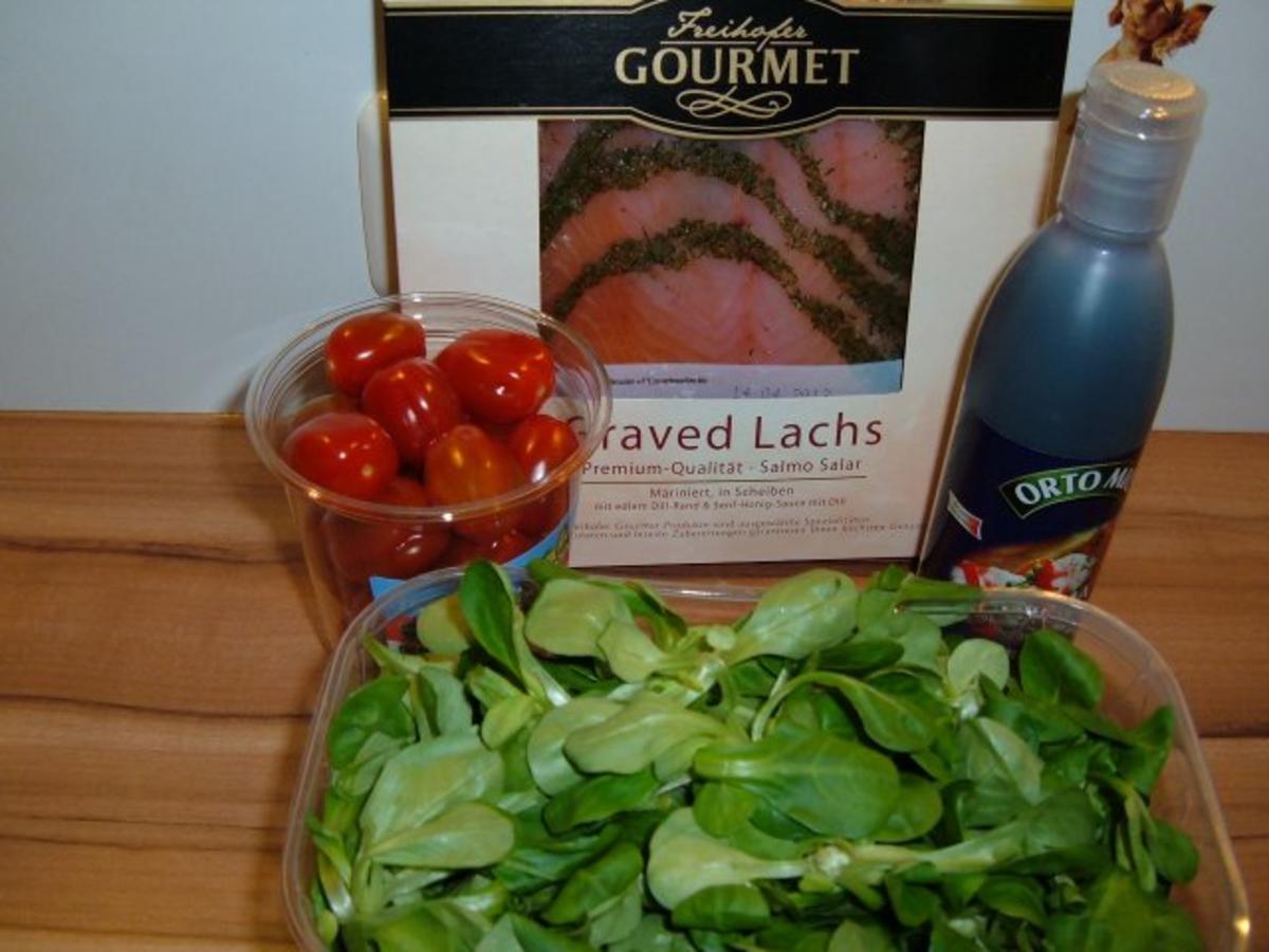 Salat: Feldsalat mit Lachs - Rezept - Bild Nr. 4