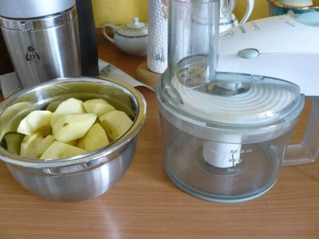 Rezept: Apfelsahnetorte Bild Nr. 4 Apfelsahnetorte - Rezept - Bild Nr. 4