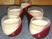 Panna cotta mit Himbeergelee - Rezept