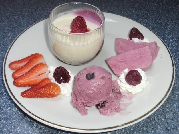 Himbeer-Dessert-Variation - Rezept