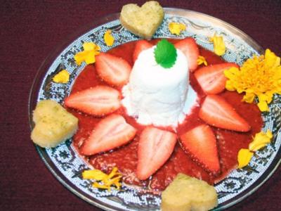 Joghurtmousse auf Erdbeerpüree - Rezept