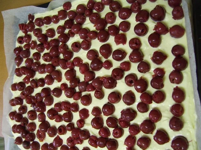 Rezept: Kirsch-Schmand-Kuchen Bild Nr. 4 Kirsch-Schmand-Kuchen - Rezept - Bild Nr. 4