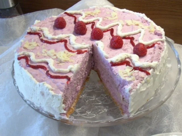 Himbeer-Osterei-Torte - Rezept - Bild Nr. 4