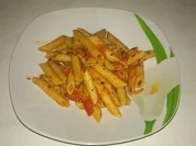 Rigatoni mit Tomatensauce - Schnell, einfach, lecker : - Rezept