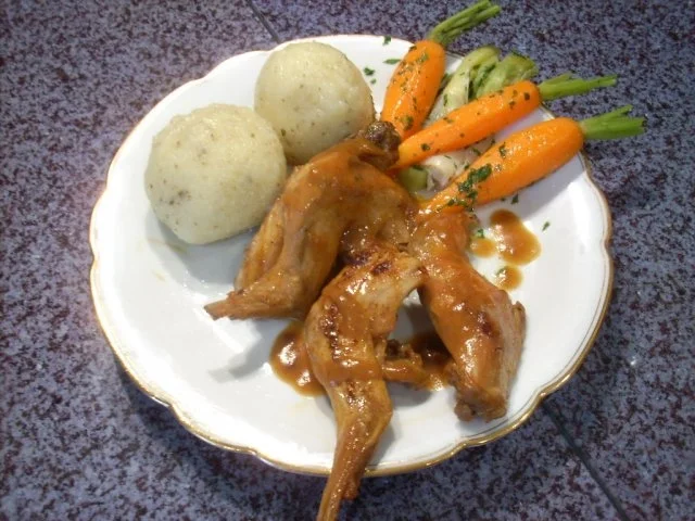 Rezept: Mariniertes Kaninchen an gedämpftem Gemüse Bild Nr. 2 Mariniertes Kaninchen an gedämpftem Gemüse - Rezept - Bild Nr. 2