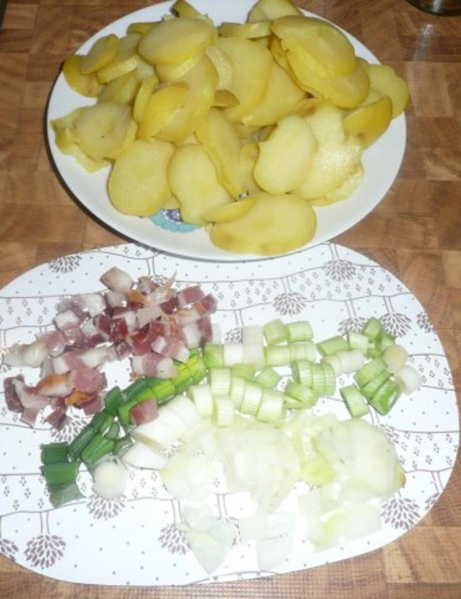 Kartoffelsalat warm und Viktoria Seebarschfilet - Rezept