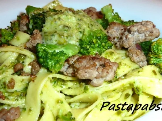 Tagliatelle mit Broccoli Pesto - Rezept - Bild Nr. 3