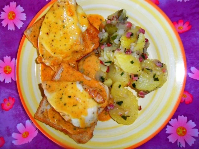 Gratinierte Schnitzel-Toast´s an Rahmsauce - Rezept