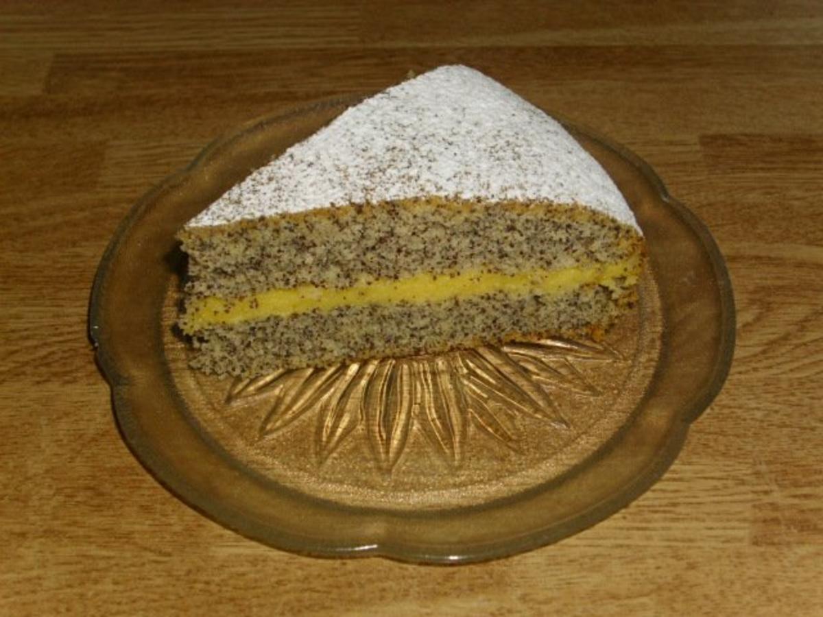 gefüllter Mohnkuchen - Rezept