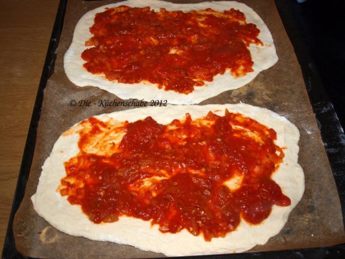Pizza mit Artischocken und Mailänder Salami - Rezept - Bild Nr. 2