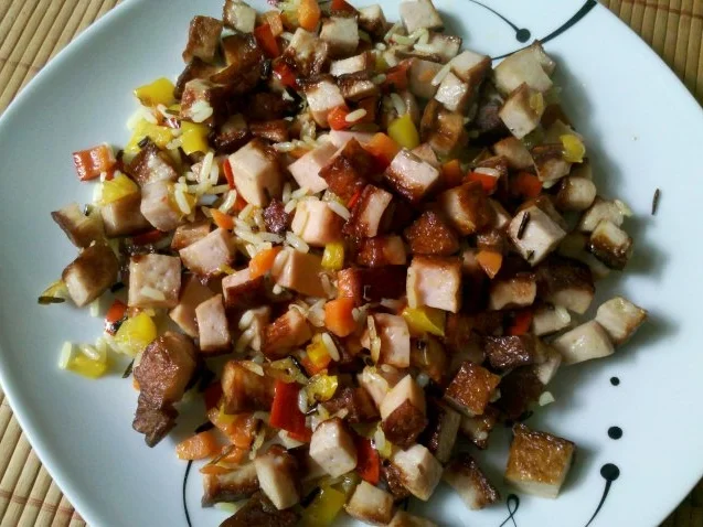 Rezept: Fleisch: Restepfanne mit Gemüsereis und Fleischkäse Bild Nr. 8 Fleisch: Restepfanne mit Gemüsereis und Fleischkäse - Rezept - Bild Nr. 8