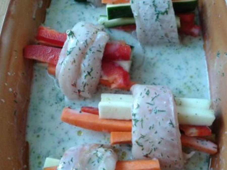 Fisch Röllchen an Chili Reis und Dill Soße - schnell &amp; einfach - 95 ...