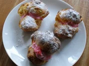 Windbeutel mit Erdbeer-Quark-Creme - Rezept